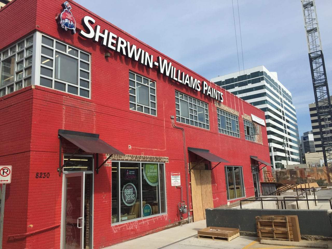 SherwinWilliams Paint Store opens on Avenue